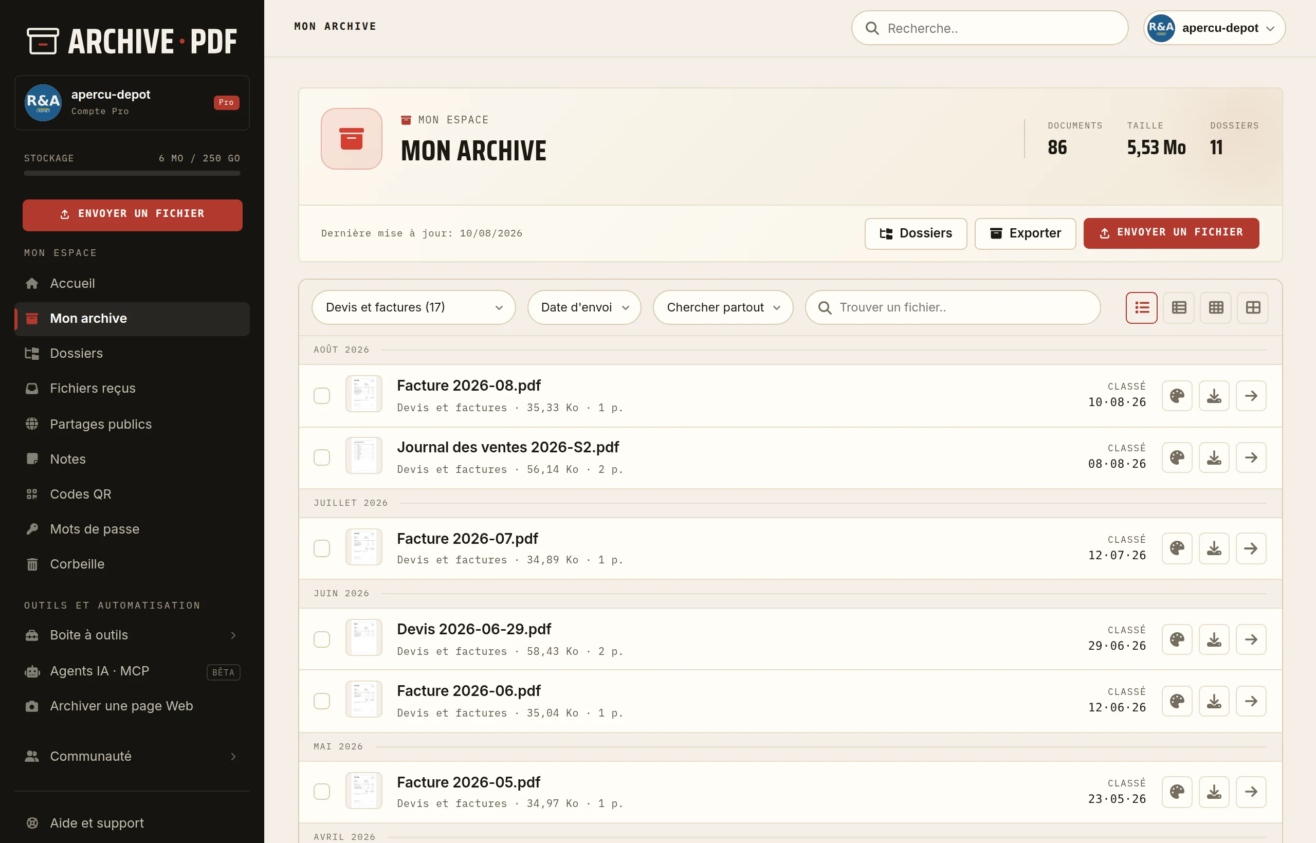 Archiver ses devis et ses factures d'indépendant: un an de facturation classé par date de dépôt.